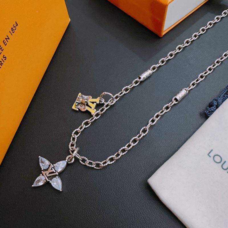 Louis Vuitton Necklaces